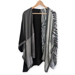 Dairi Fashion Morocco Duster Cardigan Printed Black White OS